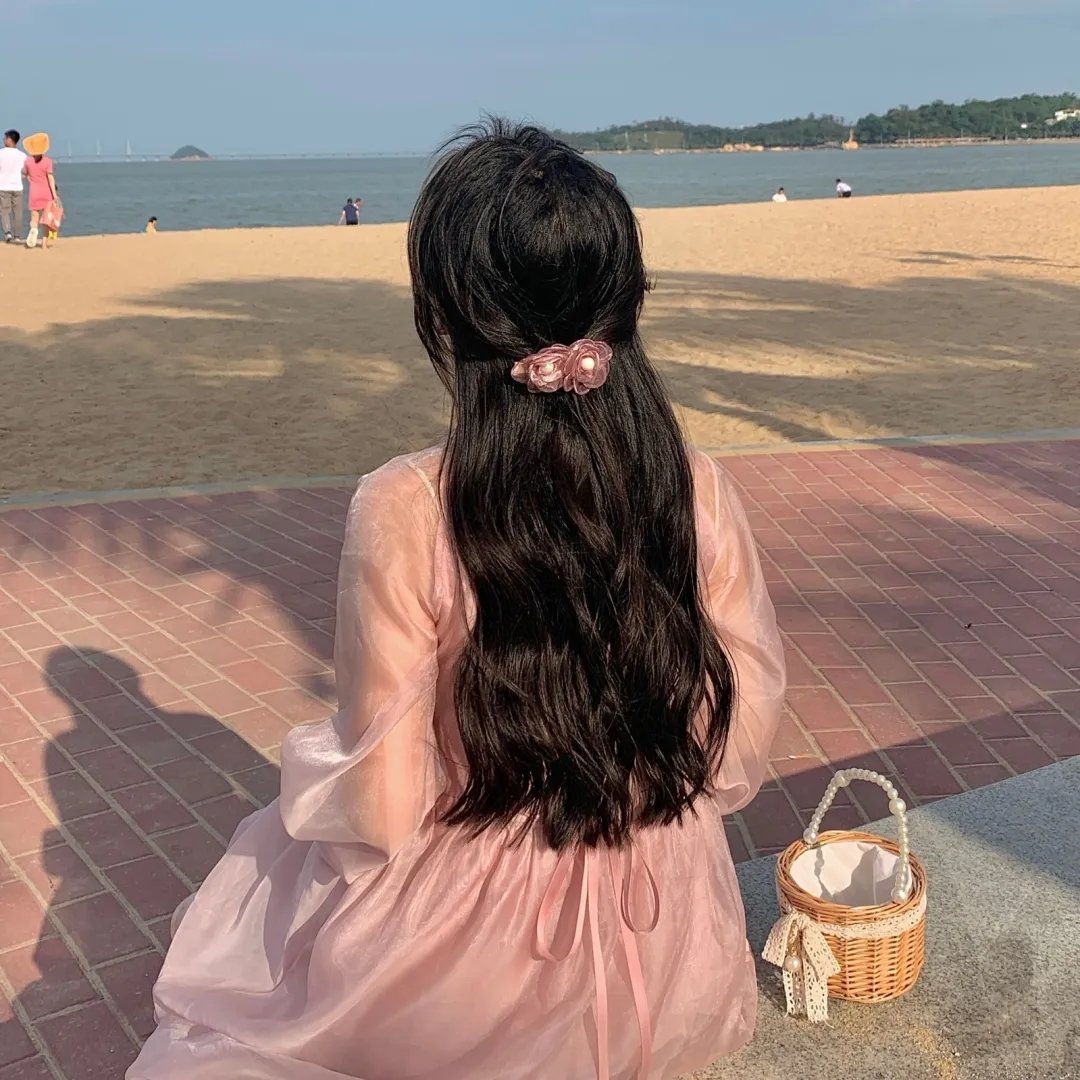老娘还没死第二季 封面